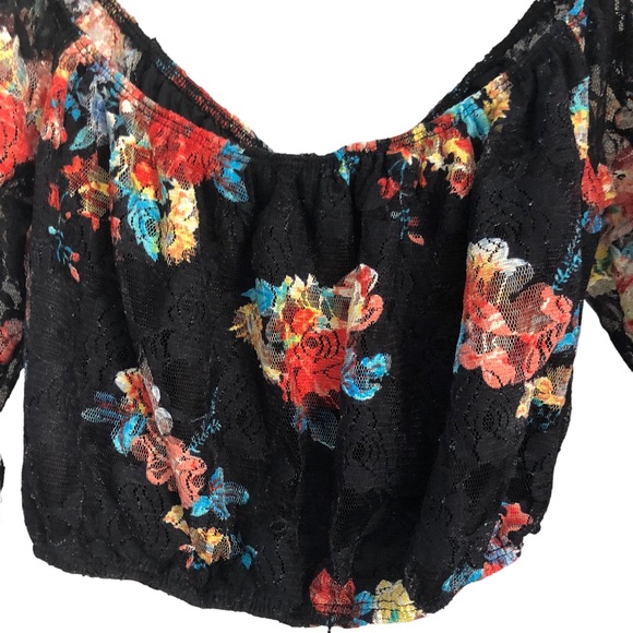 Love J. Floral Mesh Crotchet Crop SZ S - Picture 7 of 13